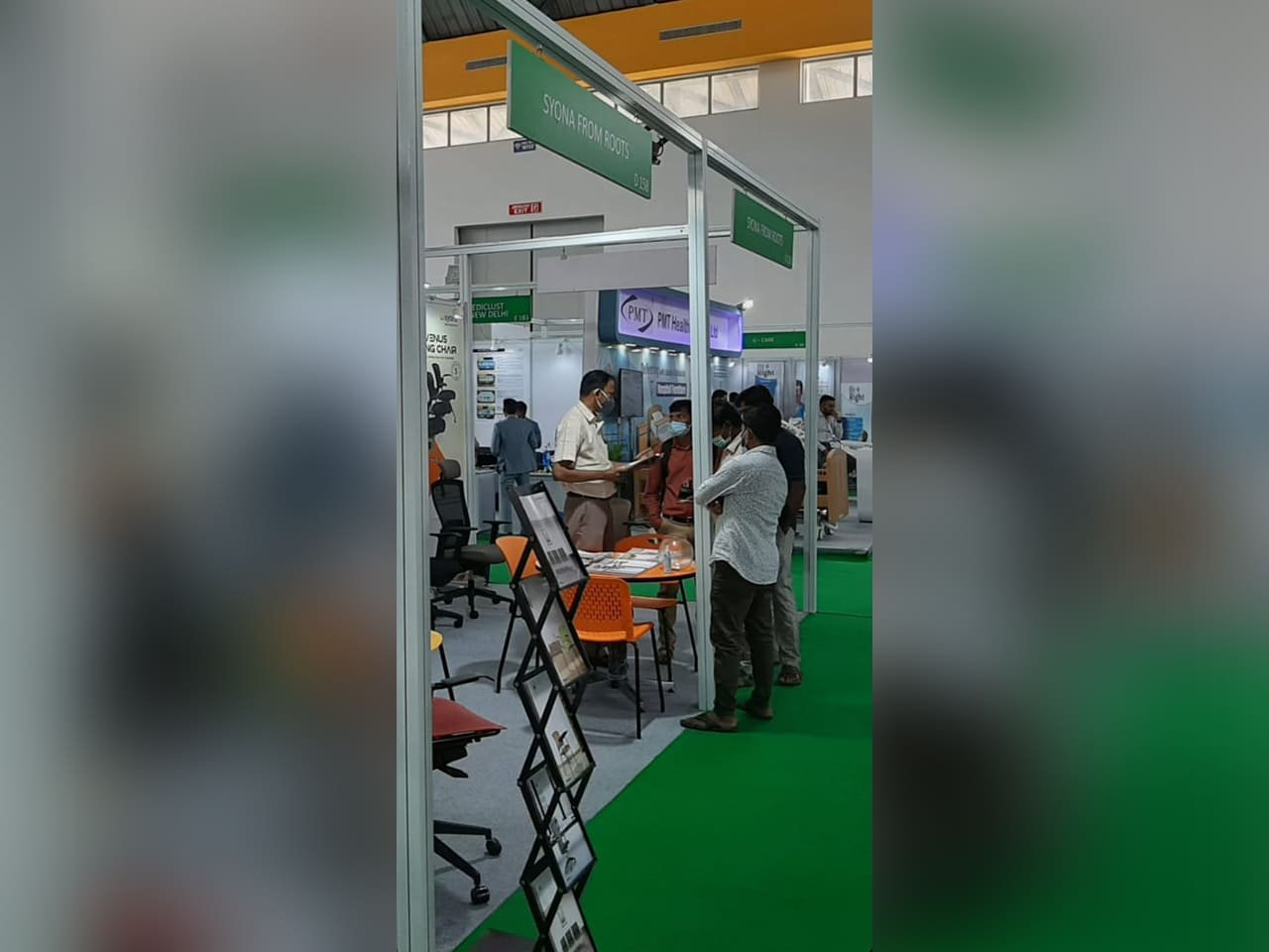 commercial furniture manufacturers