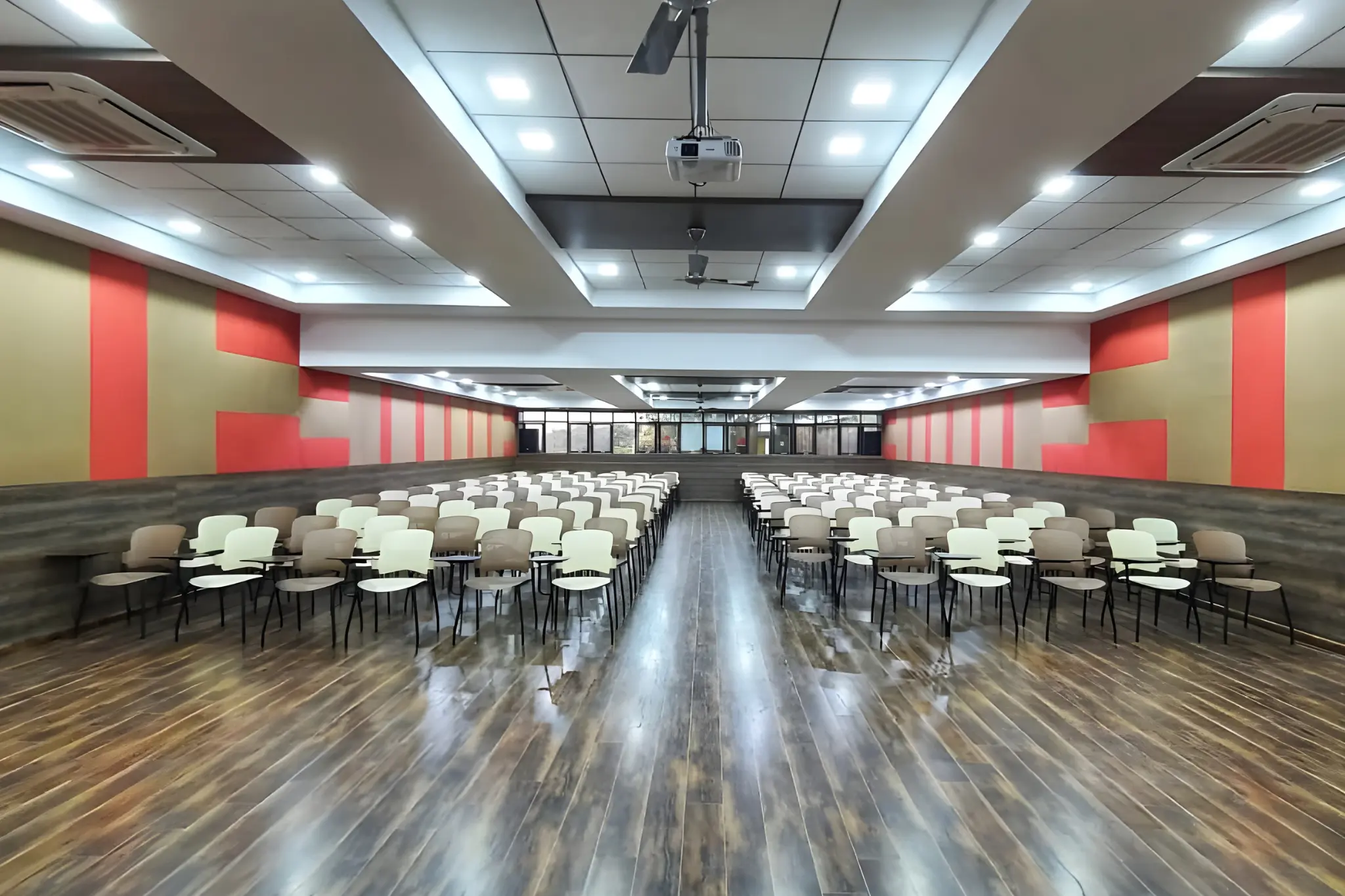 Syona Roots - VET chairs 8